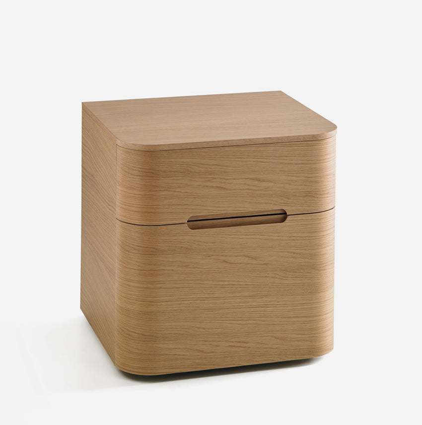 Nakts skapītis ar noapaļotām fasādēm SURF