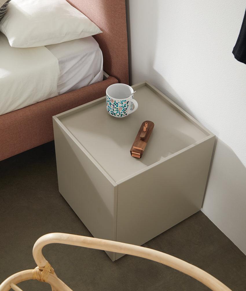 Nakts skapītis POOL